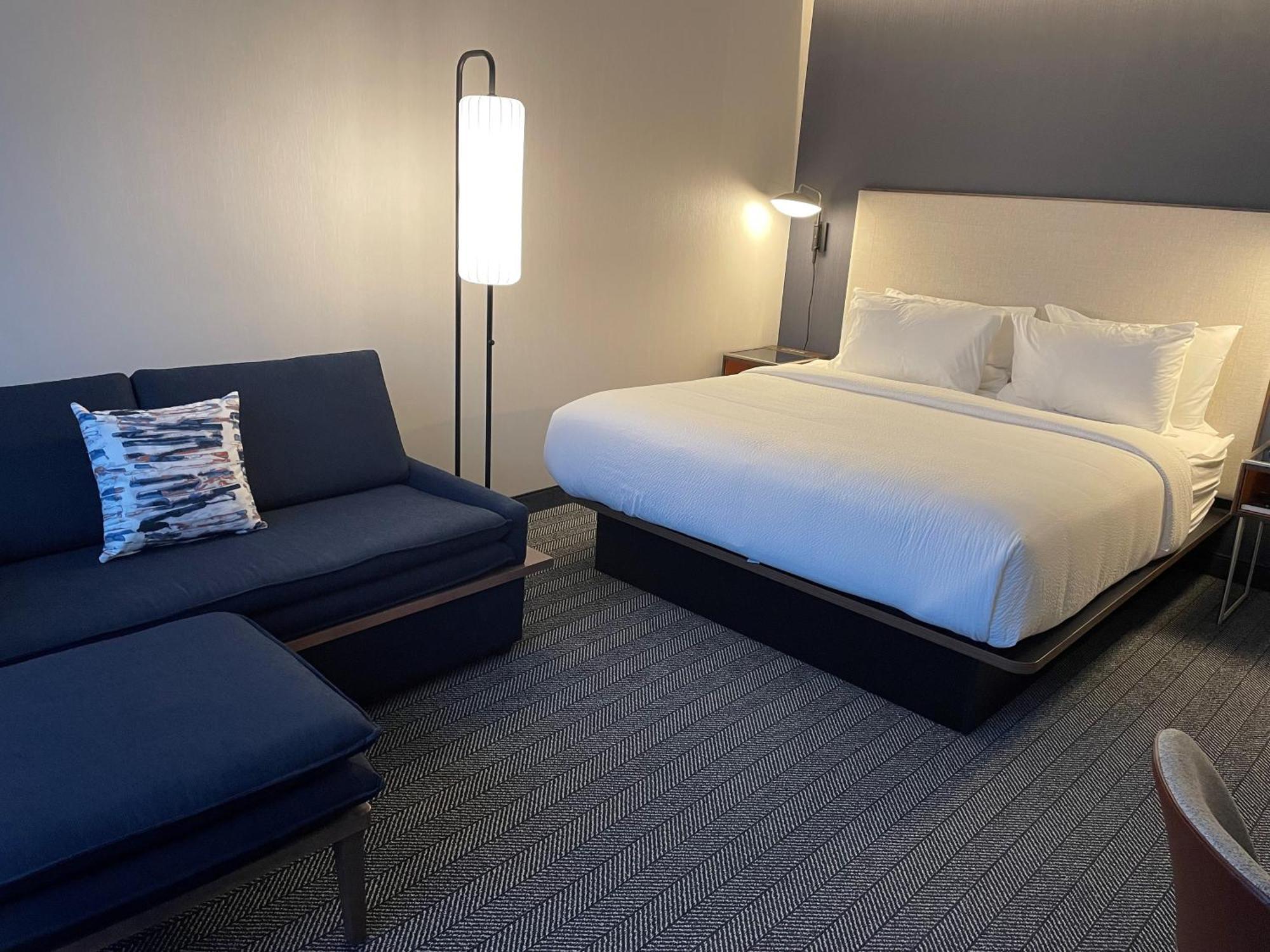 Courtyard Montreal Midtown 호텔 외부 사진